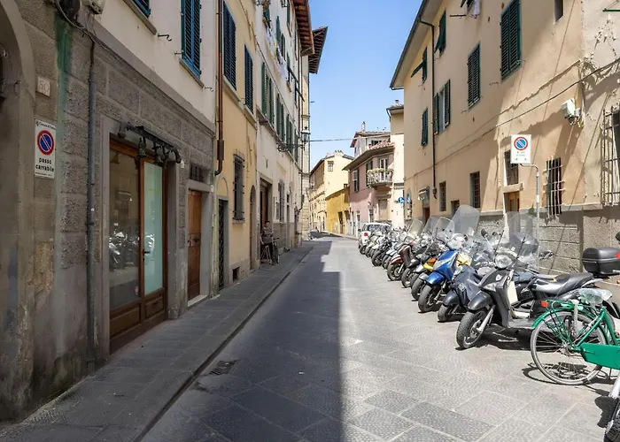 Lupi By Halldis Apartment Florence